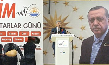 VALİ BİLMEZ, 693 MAHALLE MUHTARIYLA BULUŞTU