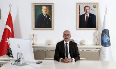 İPEKYOLU KAYMAKAMI VE BELEDİYE BAŞKAN VEKİLİ AYDIN'DAN 29 EKİM MESAJI