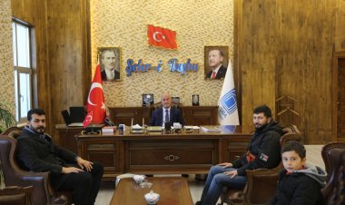 BAŞKAN AKMAN, EN ÇOK ATIK PİL TOPLAYAN OKULLARI ÖDÜLLENDİRDİ