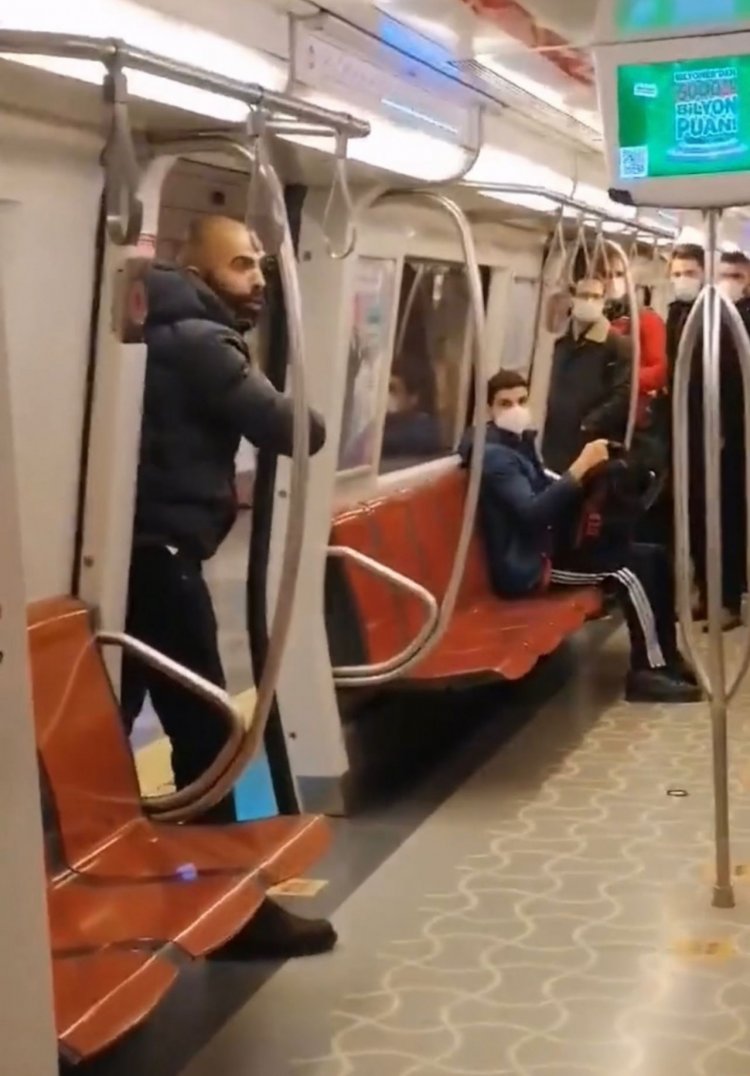 Metroda Kadınlara Bıçaklı Saldırıyı Yapan Şahıs Tutuklandı