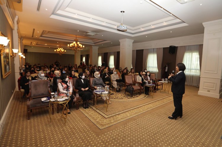 BÜYÜKŞEHİRİN KADINA YÖNELİK ŞİDDETTE KARŞI SEMİNERLERİ SÜRÜYOR