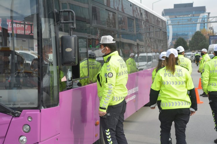 VAN İL EMNİYET MÜDÜRLÜĞÜ ŞOFÖRLER GÜNÜNÜ KUTLADI