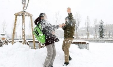 Van'da Cuma Günü de Okullar Tatil