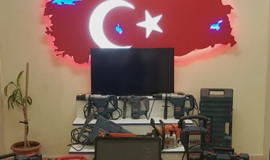 Van'da Gönüllü Derneğin Malzemeleri Çalındı!