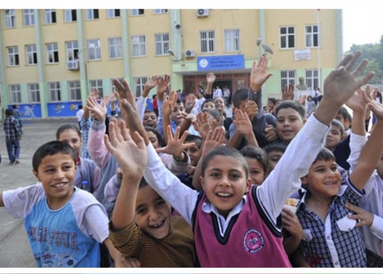 SÖMESTR YARIN SONA ERİYOR! 18 MİLYON ÖĞRENCİ DERS BAŞI YAPACAK!