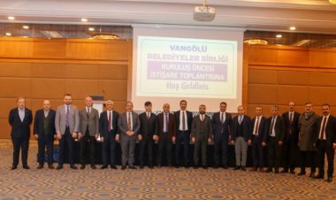 BELEDİYELER BİRLİĞİ BUGÜN VAN GÖLÜ İÇİN TOPLANDI