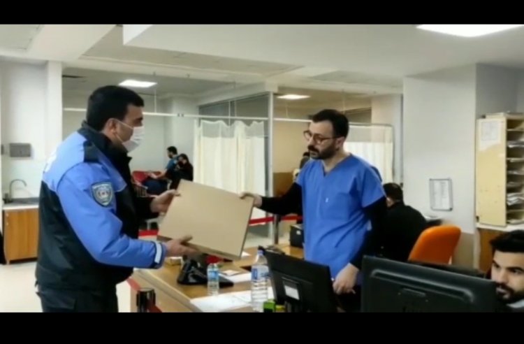 EMNİYET GÜÇLERİ BU DEFA SAĞLIK ÇALIŞANLARI İÇİN SAHADAYDI!