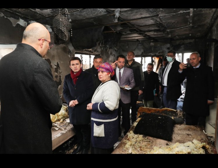 İPEKYOLU BELEDİYE BAŞKAN VEKİLİ AYDIN EVİ YANAN AİLELERİ YALNIZ BIRAKMADI!