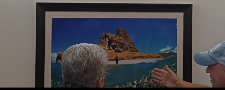 VAN GÖLÜ’NÜN DERİNLİKTEKİ SIRLARI İPEKYOLU SERGİ SALONUNDA SERGİLENDİ!