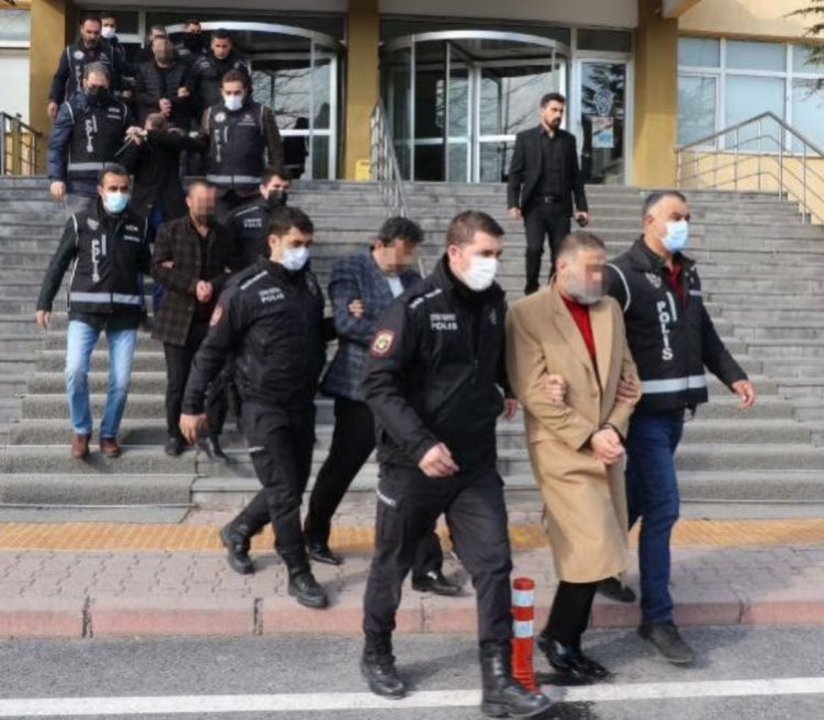 VAN'DA ŞAFAK OPERASYONU GERÇEKLEŞTİRİLDİ: 30 KİŞİ GÖZALTINA ALINDI!