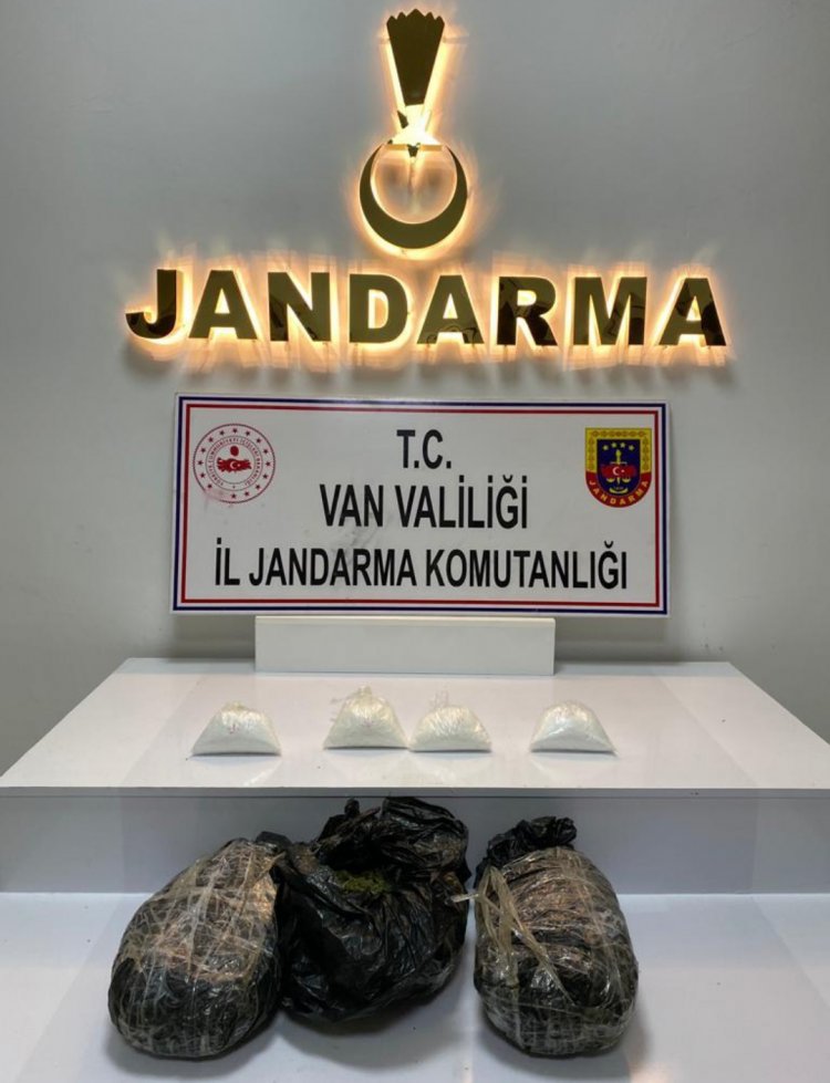 VAN'IN BAŞKALE İLÇESİNDE UYUŞTURUCU OPERASYONU SONUCU KİLOLARCA MADDE ELE GEÇİRİLDİ!