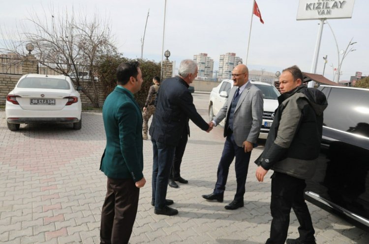 İPEKYOLU BELEDİYESİ MÜBAREK RAMAZAN AYINDA İHTİYAÇ SAHİPLERİNİ UNUTMADI!