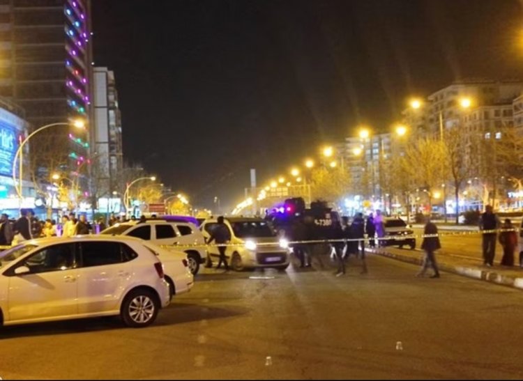 DİYARBAKIR'DA SİLAHLI SALDIRI GERÇEKLEŞTİ: 1'İ AĞIR 3 YARALI!