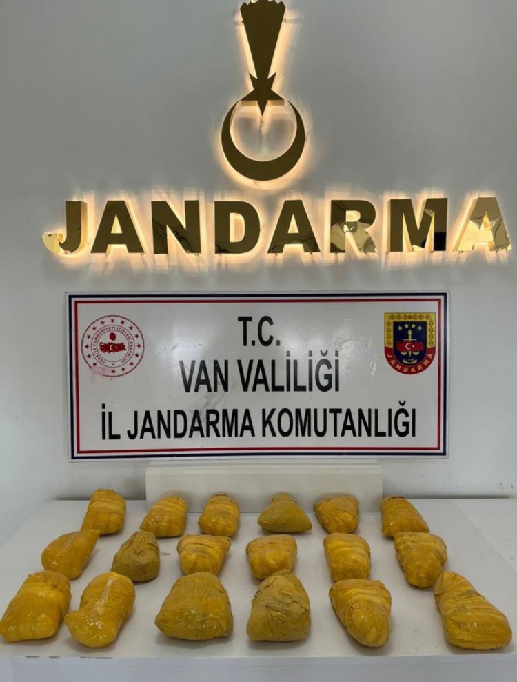 VAN'IN BAŞKALE İLÇE KIRSALINDA 17.3 KG UYUŞTURUCU MADDE BULUNDU!