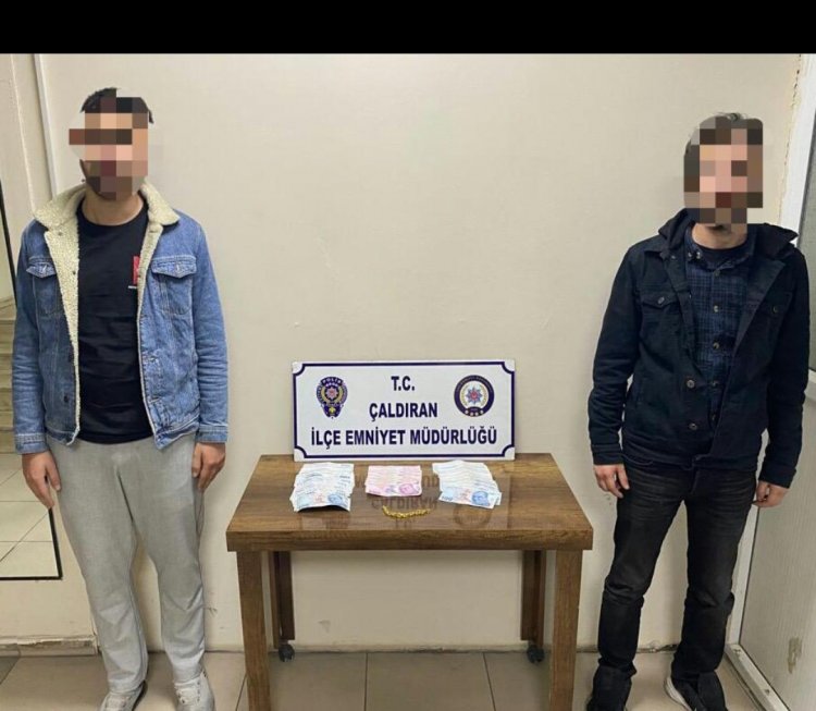 VAN'DA KUYUMCULARA SAHTE ALTIN SATMAYA ÇALIŞAN 2 KİŞİ TUTUKLANDI!