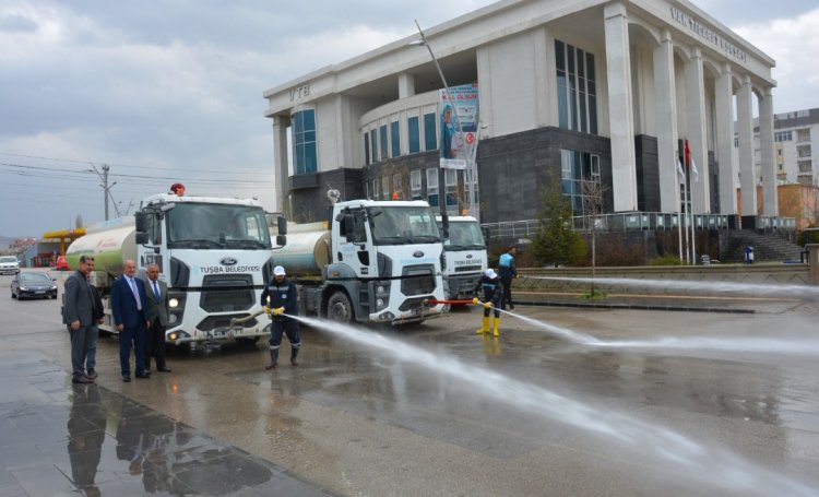 TUŞBA, ‘BAYRAM TEMİZLİĞİ’ YAPIYOR!