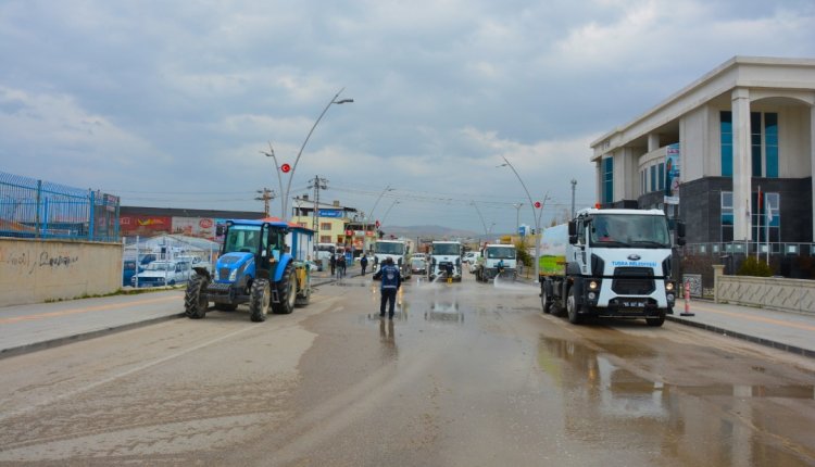 TUŞBA, ‘BAYRAM TEMİZLİĞİ’ YAPIYOR!