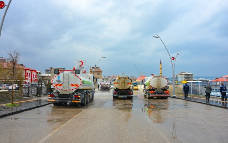 TUŞBA, ‘BAYRAM TEMİZLİĞİ’ YAPIYOR!