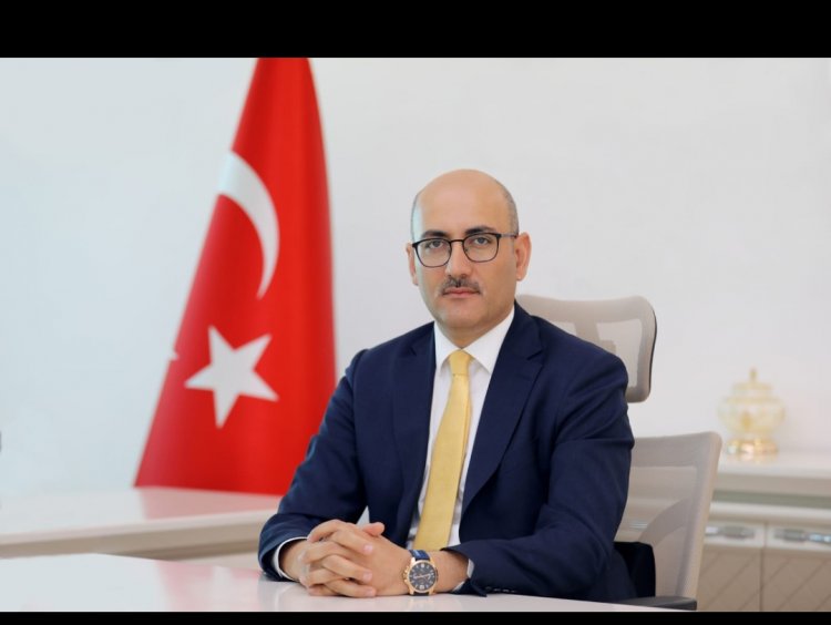 İPEKYOLU KAYMAKAMI VE BELEDİYE BAŞKAN V. SAYIN İHSAN EMRE AYDIN'IN ANNELER GÜNÜ MESAJI