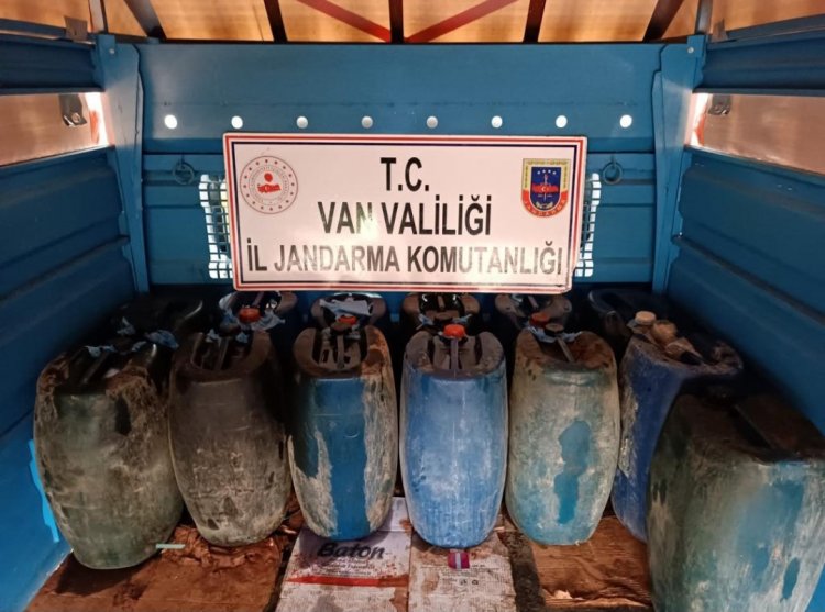 VAN'DA 520 LİTRE AKARYAKIT KAÇAKÇILIĞI YAPARKEN YAKALANDI!