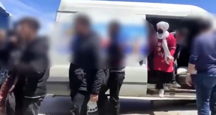 VAN'DA 32 DÜZENSİZ GÖÇMEN YAKALANDI!