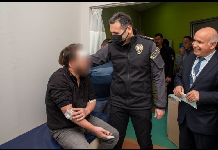 VAN'DA 32 DÜZENSİZ GÖÇMEN YAKALANDI!