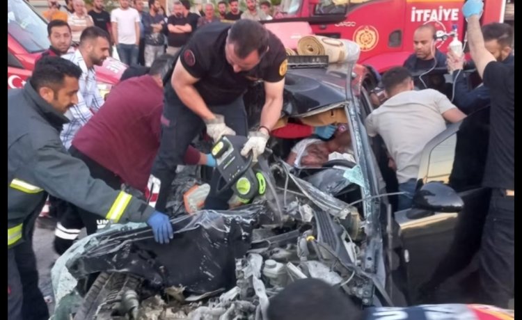 VAN'DA GÜN İÇERİSİNDE 3 AYRI KAZA YAŞANDI: 8 KİŞİ YARALANDI