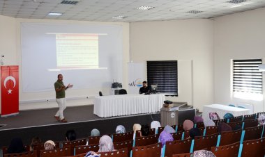 VAN BÜYÜKŞEHİR BELEDİYESİ ‘ERKEN YAŞTA EVLİLİK’ SEMİNERİ DÜZENLEDİ!