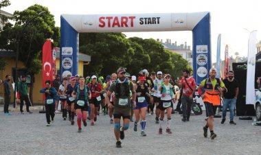 TÜRKİYE’NİN İLK ULUSLARARASI ULTRA SKY TRAİL MARATONU VAN'DA START VERDİ!