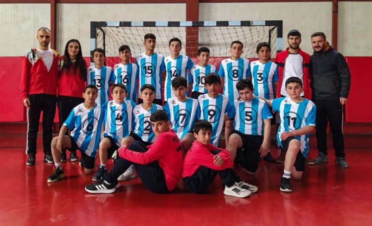 BÜYÜKŞEHİR'İN HENTBOL TAKIMI 2. LİG’DE MÜCADELE EDİYOR!