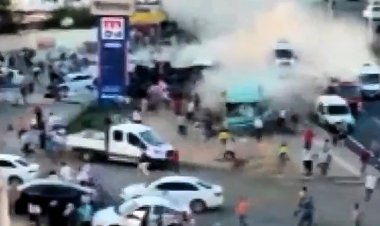 MARDİN'DE BİR TIRIN FRENİ PATLADI VE KALABALIĞA DALDI!