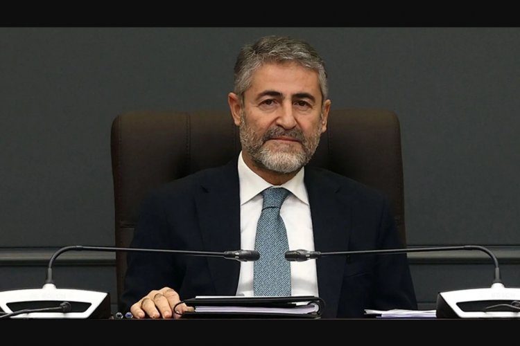 HAZİNE VER MALİYE BAKANI NUREDDİN NEBATİ'DEN 500 TL'LİK BANKNOT İDDİALARINA CEVAP!