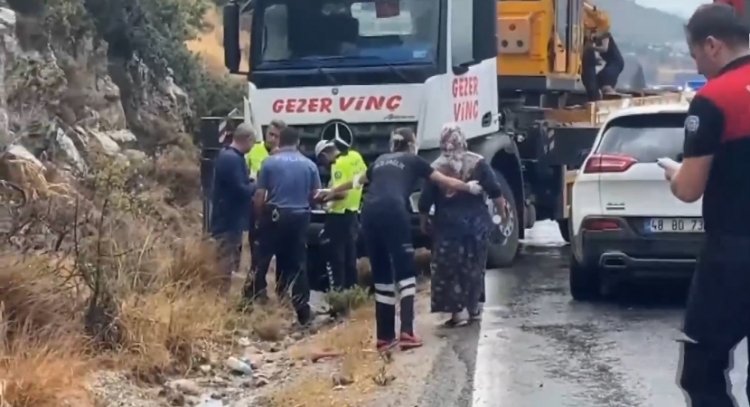 SANATÇI İBRAHİM TATLISES, BODRUM'DA TRAFİK KAZASI GEÇİRDİ!