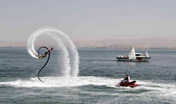 10. VAN DENİZİ SU SPORLARI FESTİVALLE START VERDİ