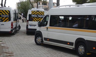 JANDARMA GÜRPINAR'DA SERVİS ŞOFÖRLERİNE BİLGİLENDİRMEDE BULUNDU!