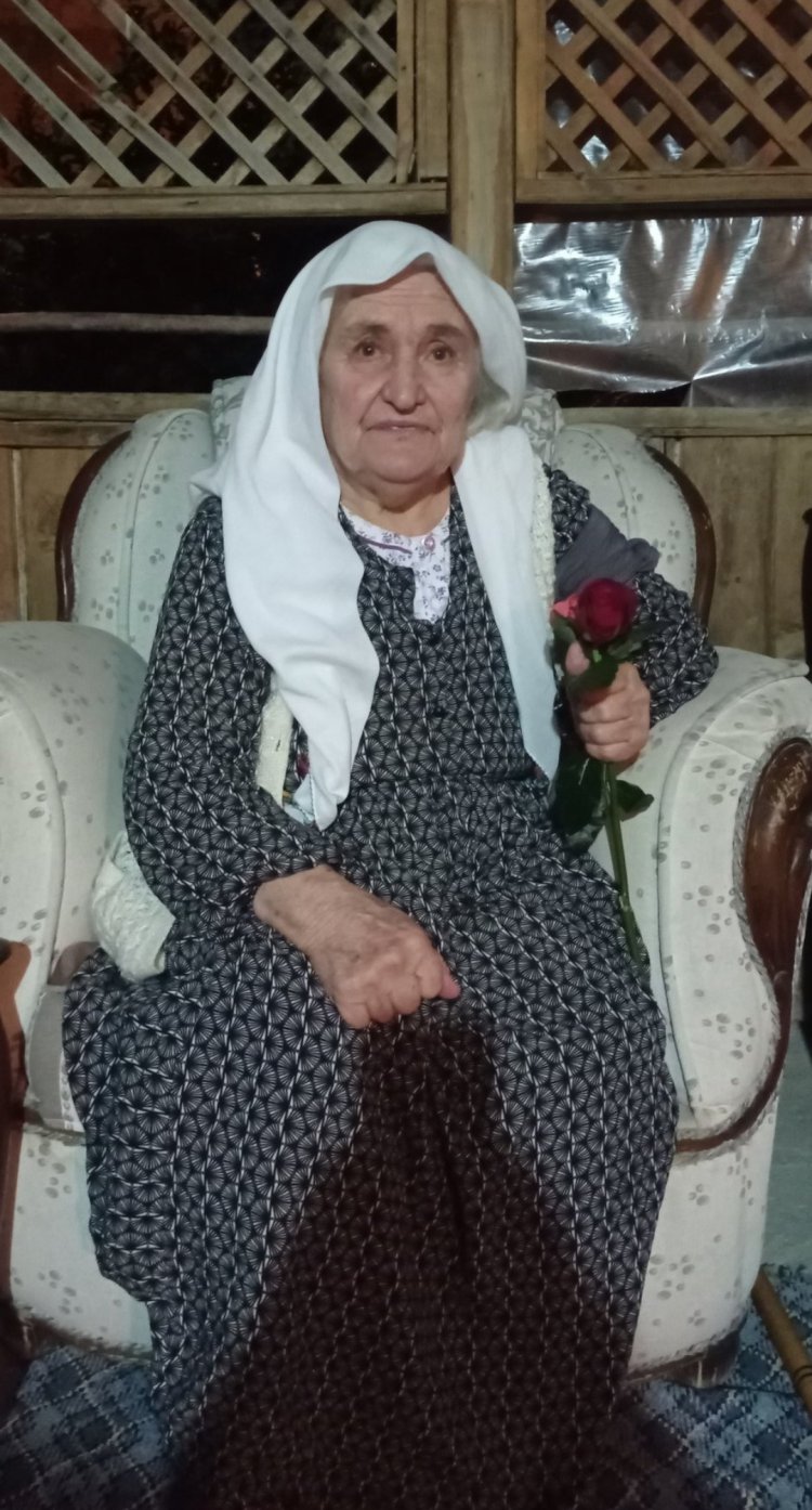 80 YAŞINDAKİ TUTUKLU MAKBULE TEYZE TAHLİYE EDİLDİ!