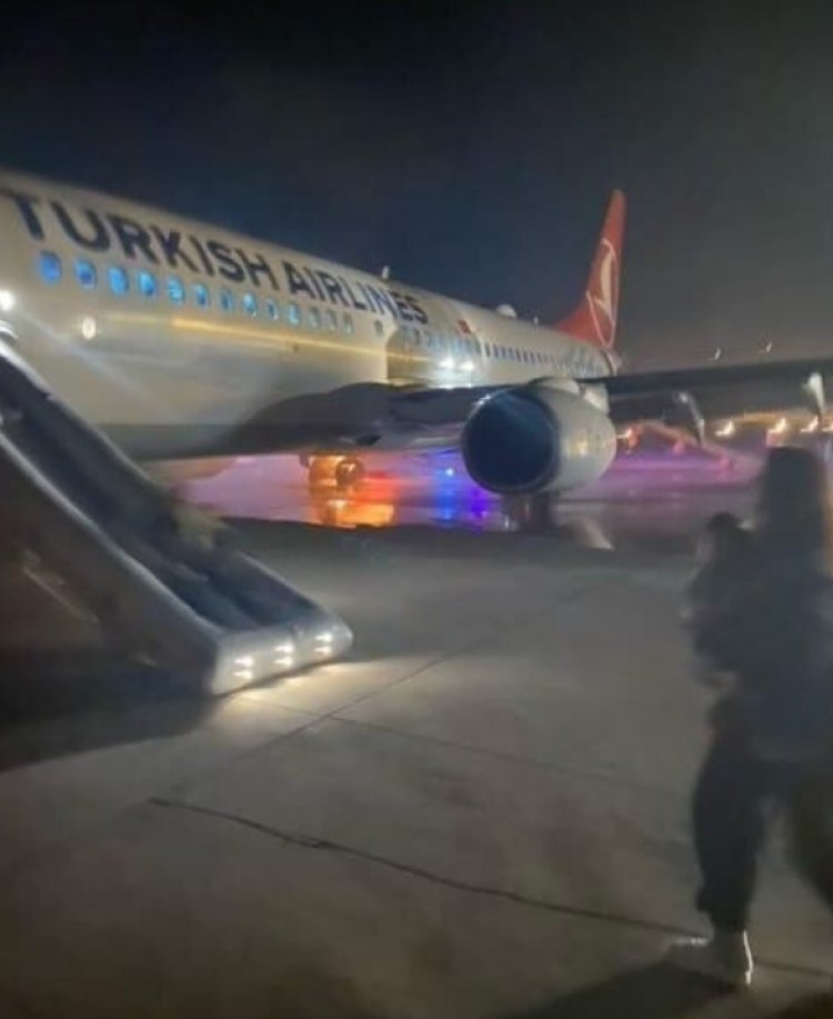 THY UÇAĞI HAVALİMANNA İNİŞTEN SONRA LASTİĞİ PATLADI