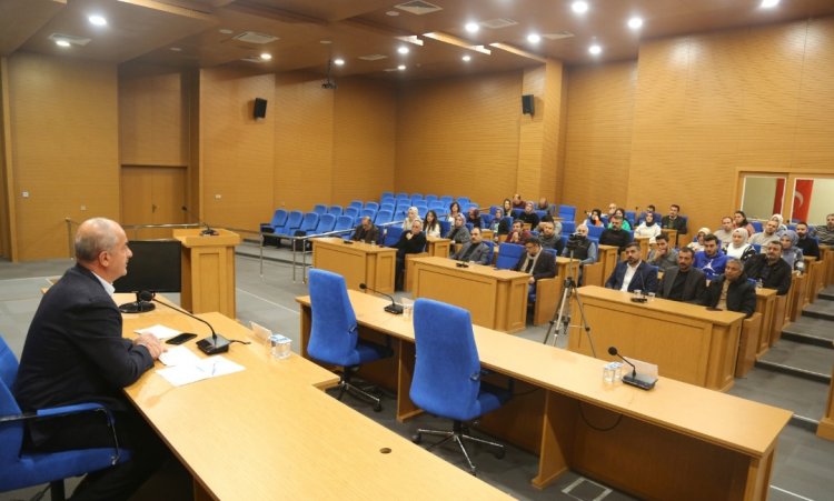 TUŞBA BELEDİYE ÇALIŞANLARI DEPREMZEDELER İÇİN NAKDİ PARA YARDIMI KAMPANYASI BAŞLATTI
