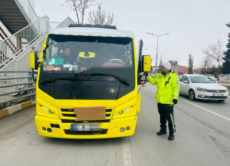 VAN'DA YEDİ GÜN İÇERİSİNDE 4.196 ARACA İŞLEM YAPILDI!