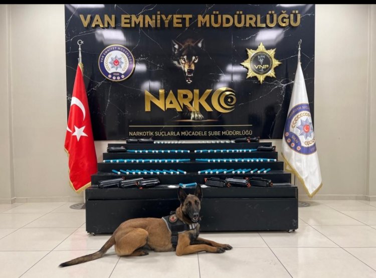 VAN'DA 2 İRANLI ŞAHIS 10 KİLO 60 GR METAMFETAMİN İLE YAKALANDI!