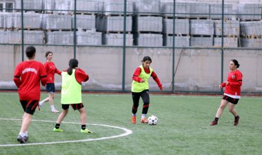 BÜYÜKŞEHİR KADIN FUTBOL TAKIMI 2023 SEZONUNA HAZIR!
