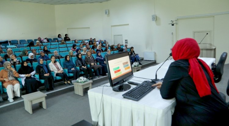 VAN BÜYÜKŞEHİR BELEDİYESİ KANSER FARKINDALIĞI VE ERKEN TANI İÇİN SEMİNER DÜZENLEDİ