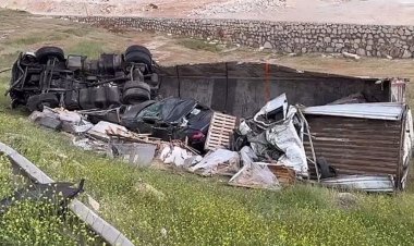 GÜN İÇERİSİNDE ÜÇÜNCÜ KATLİAM GİBİ KAZA:  6 KİŞİ HAYATINI KAYBETTİ!