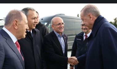AK PARTİ KABİNE HESAPLARINI YAPIYOR: MEHMET ŞİMŞEK'İN İSMİ YİNE MASADA!