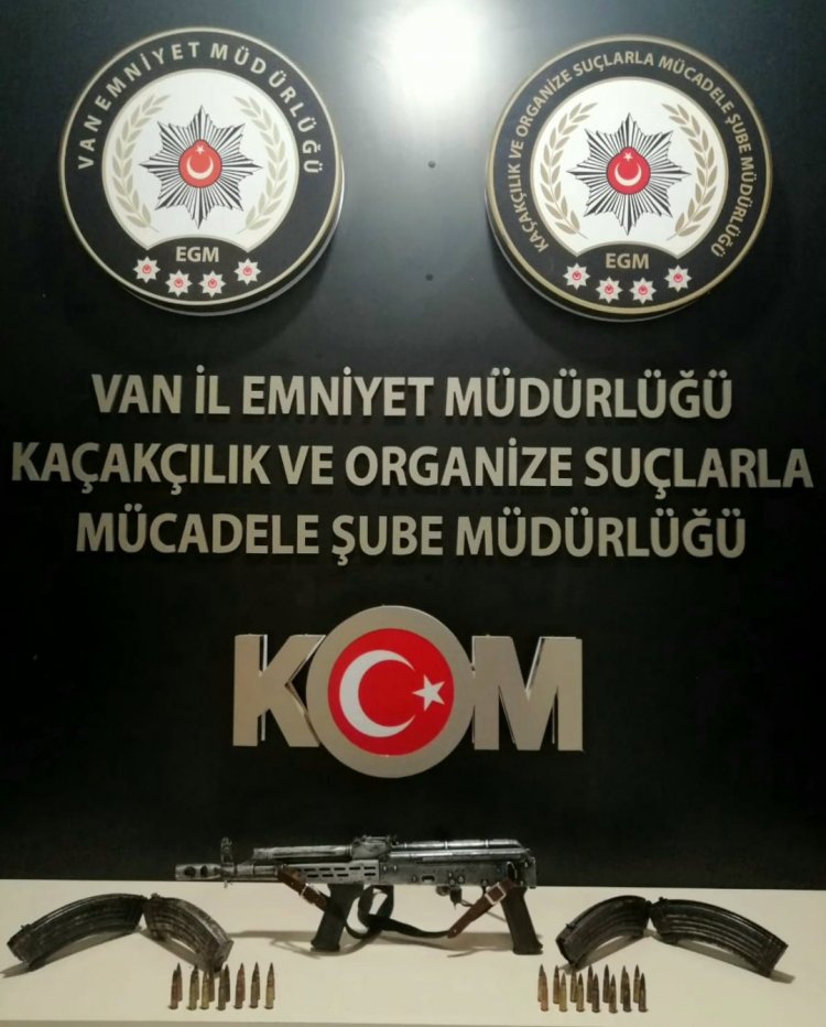 VAN'DA ONLARCA MÜHİMMAT VE METAMFETAMİN UYUŞTURUCU MADDESİ ELE GEÇİRİLDİ!