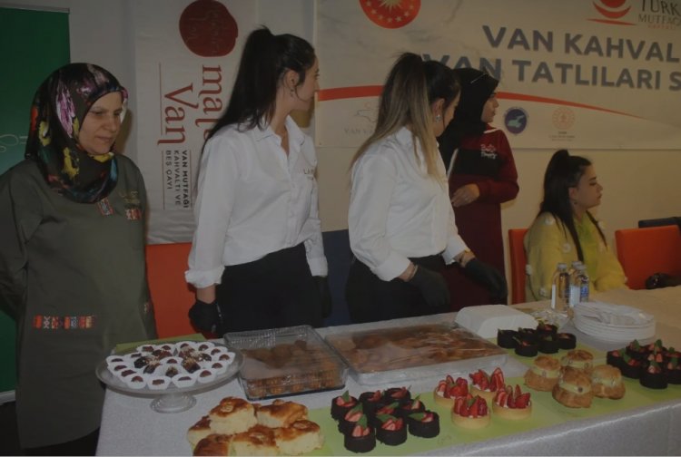 VAN GASTRONOMİ MUTFAĞI, TÜRKİYE MUTFAĞI PANELİNDE  TANITILDI!