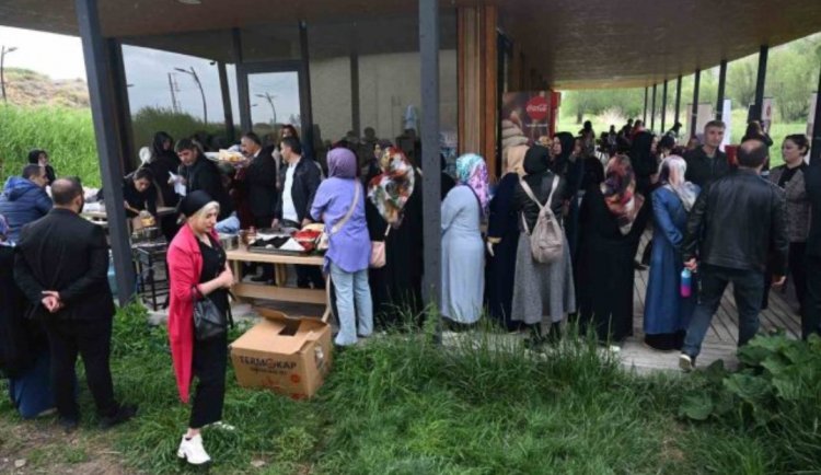 VAN'IN ZENGİN MUTFAĞINDAN BİRİ "EN İYİ KELEDOŞ" YARIŞMASI GERÇEKLEŞTİRİLDİ!