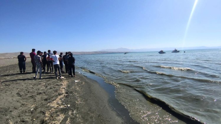 VAN GÖLÜ’NÜN SU SEVİYESİNDE ARTIŞ OLDU!