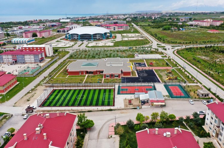 11 İLÇEYE 11 SPOR KOMPLEKSİ!