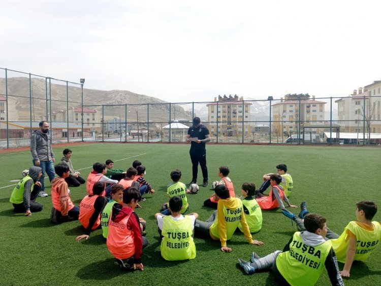 TUŞBA BELEDİYESİ'NDE YAZ KURS KAYITLARI İÇİN GEÇ KALMAYIN!